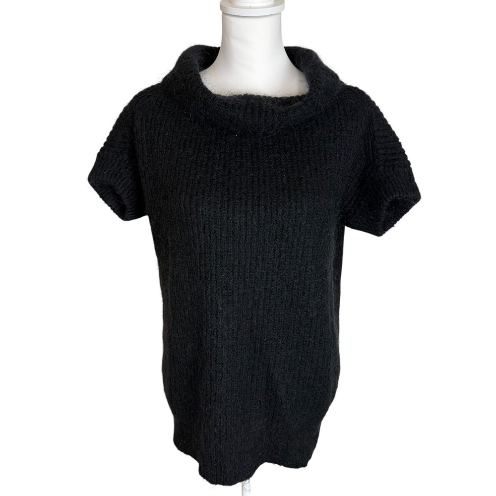 ZARA WOMAN Black Knit Short Sleeve Turtleneck‎ Sweater Top M Fuzzy
